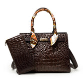 Bolsa Feminina Couro de Jacaré com Carteira Brinde - Ver de Prata