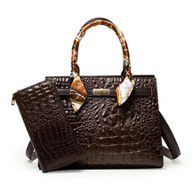 Bolsa Feminina Couro de Jacaré com Carteira Brinde - Ver de Prata