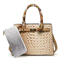 Bolsa Feminina Couro de Jacaré com Carteira Brinde - Ver de Prata